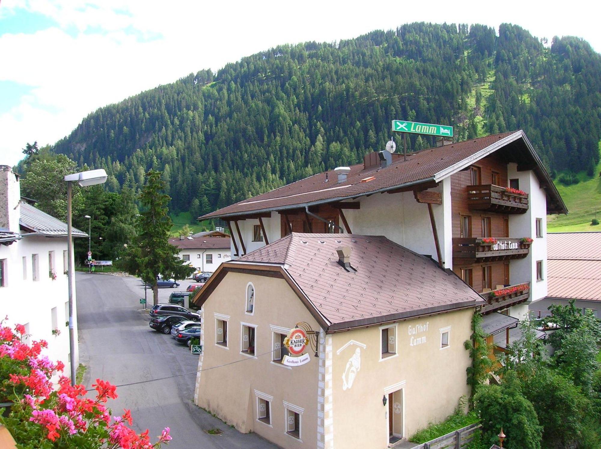 Hotel Garni Lamm Nauders Exterior foto