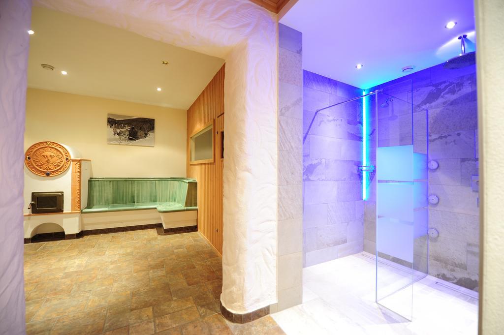 Hotel Garni Lamm Nauders Exterior foto